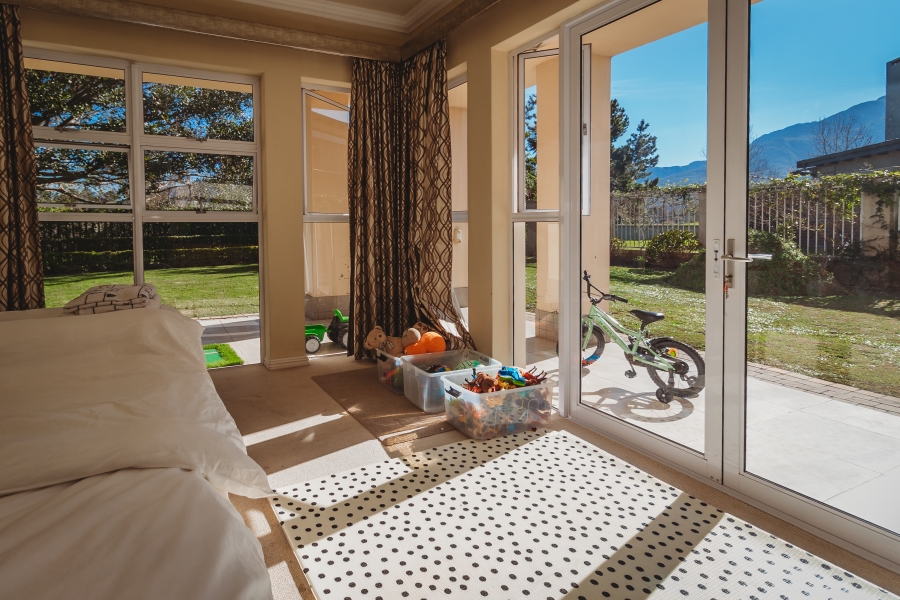 4 Bedroom Property for Sale in King George Park Western Cape